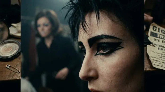 Siouxsie-inspired graphic eye makeup challenging 1970s beauty conventions