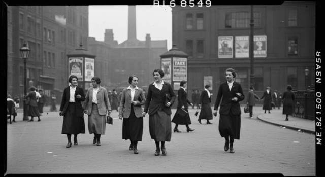 1910s World War One Womens Fashion Shift