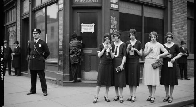 1920s Flappers Prohibition Defiance Street