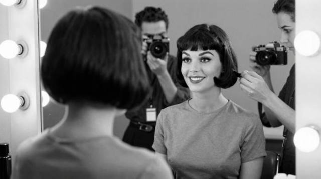 1950s Bettie Page Iconic Blunt Bangs