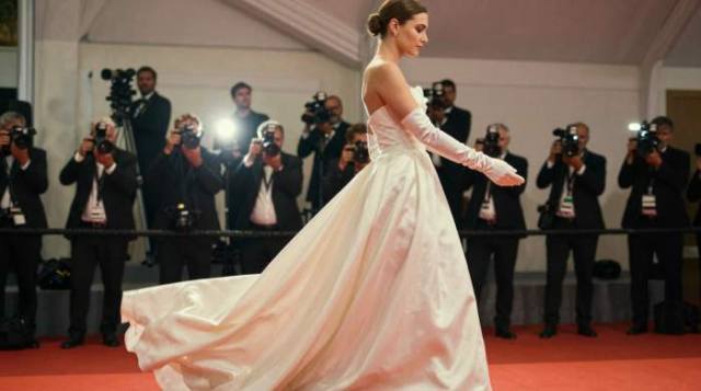 Red Carpet Gloves Modern Glam Statement